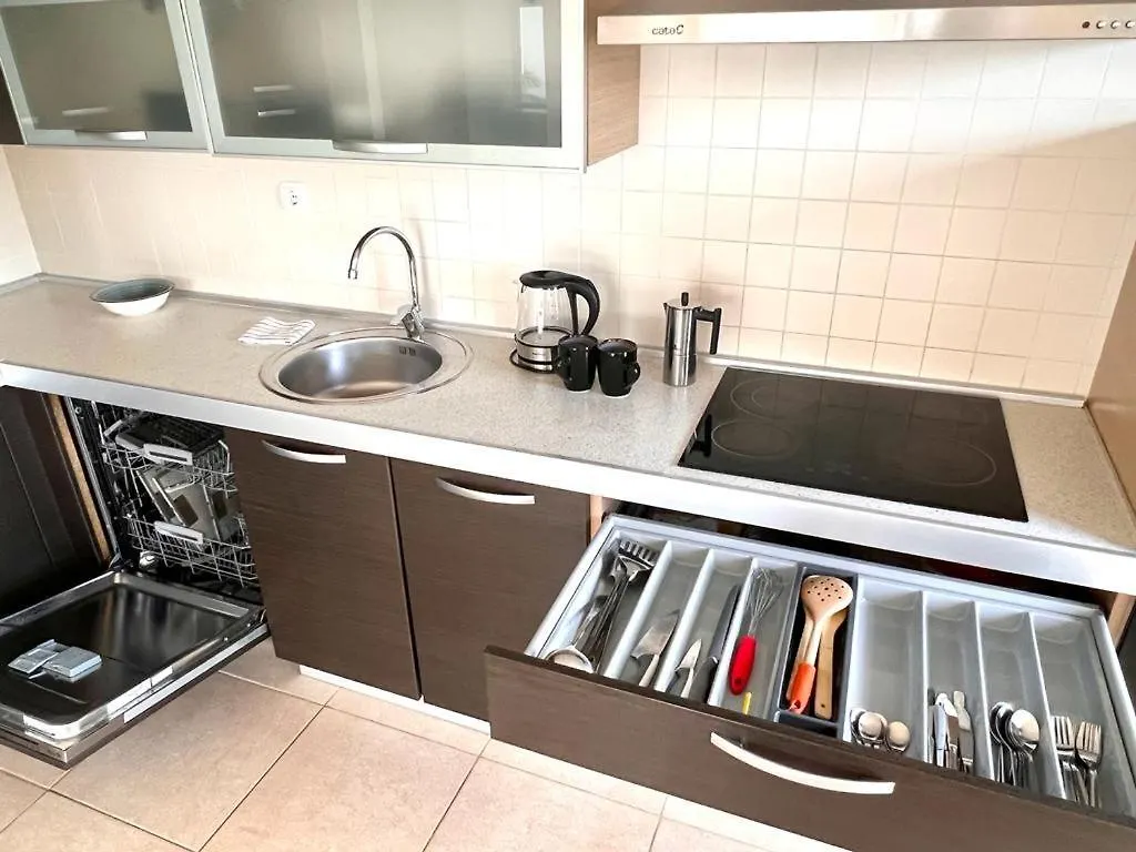 Beautiful 100M Apartment In Palm Mar