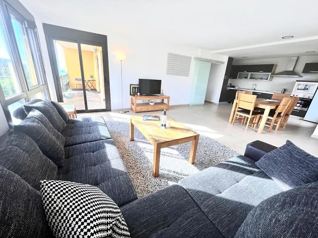 Beautiful 100M Apartment In Palm Mar Spain